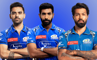 Jasprit Bumrah, Deepak Chahar and Hardik Pandya in Mumbai team jersey.