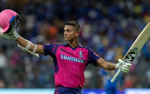 RR vs MI: Yashasvi Jaiswal in Rajasthan Royals IPL team jersey.
